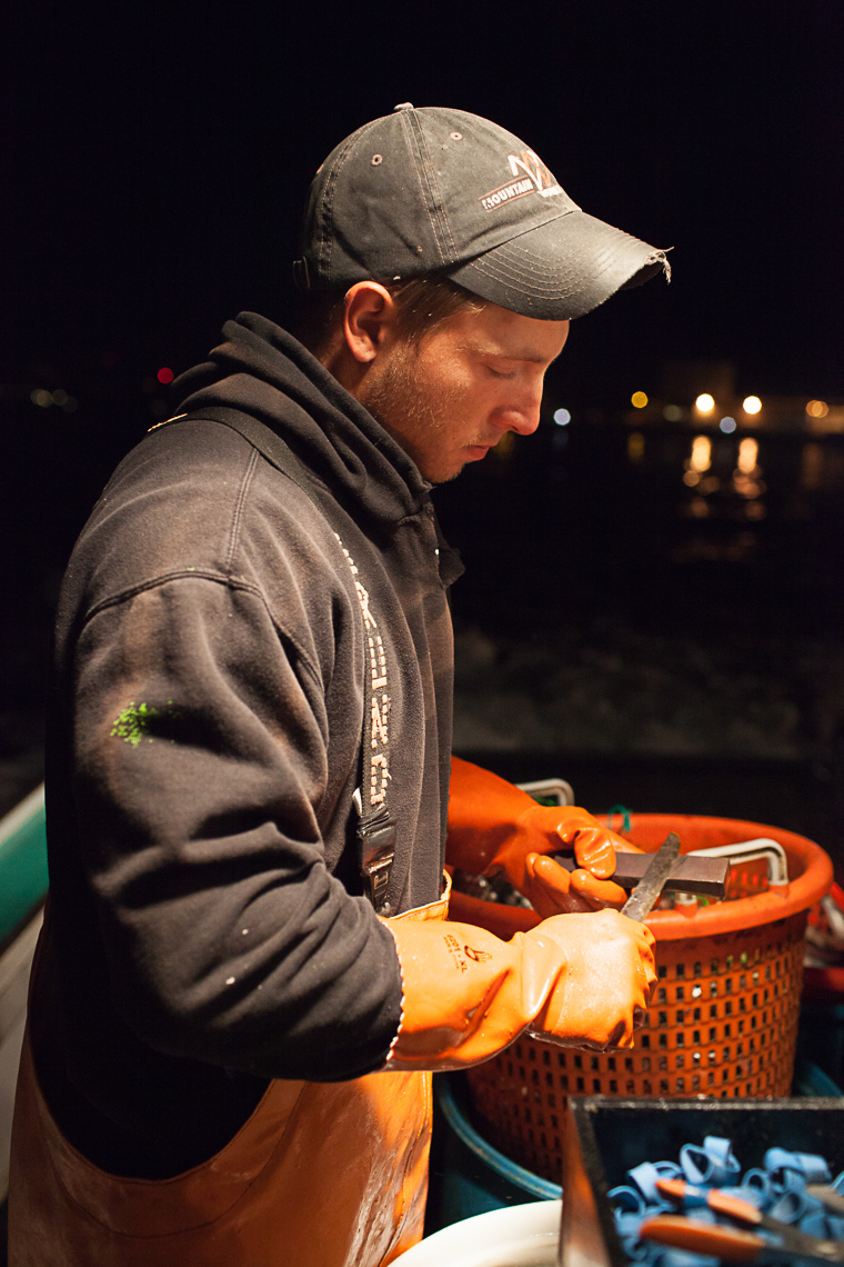 0002_lobster_fishing_fisherman_maine_new_england_photographer