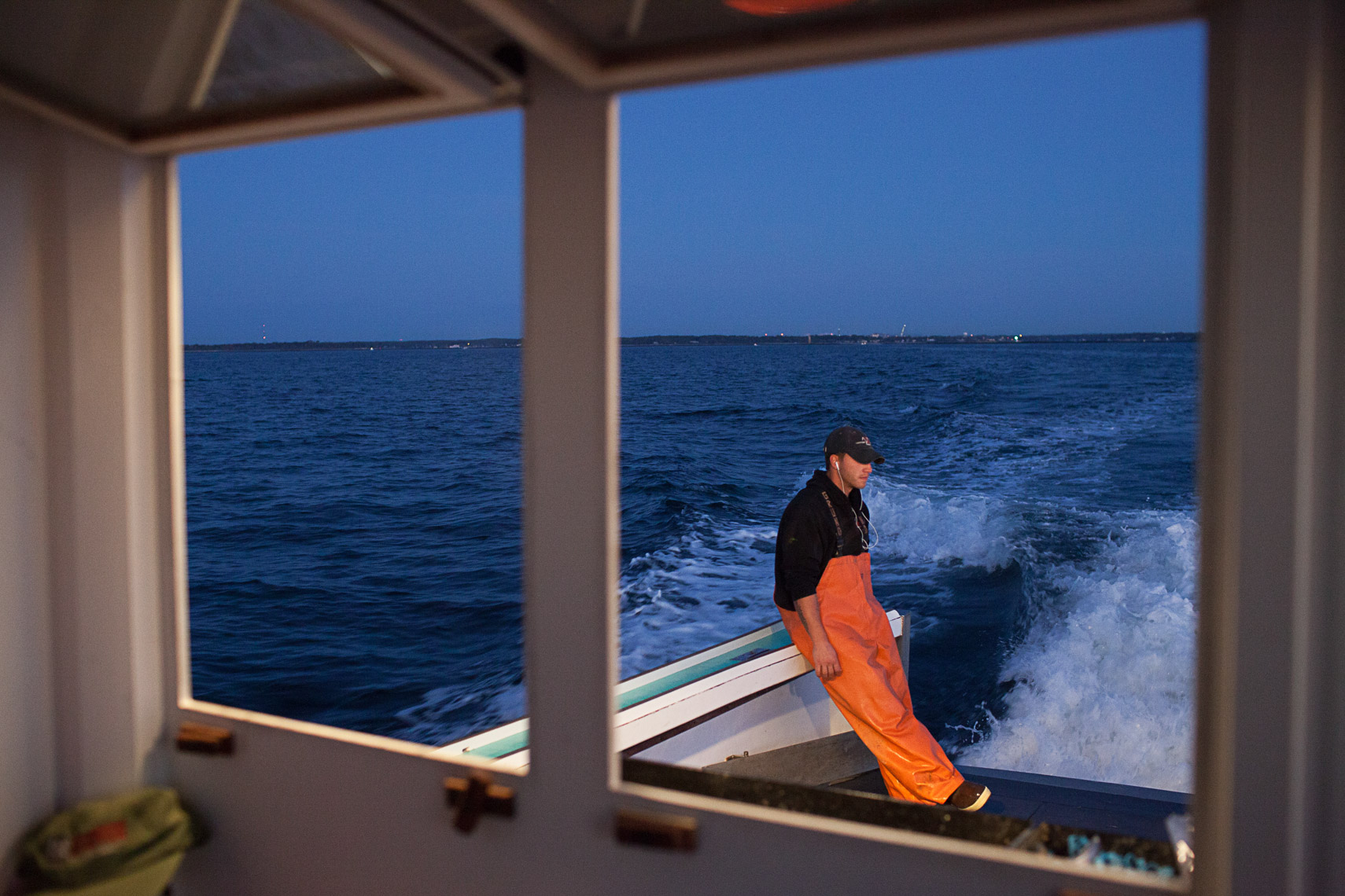 0009_lobster_fishing_fisherman_maine_new_england_photographer